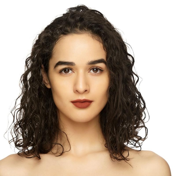 Mented Liquid Lipstick in Blood Orange shade - Picture 3 of 5